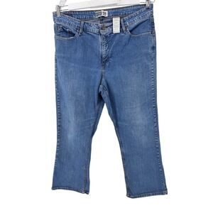 Levi Signature Bootcut Jeans Women's 18W Short Mid Rise Blue‎ Denim